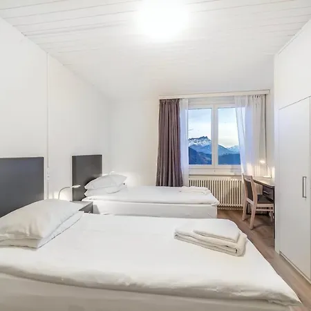 Modern Mountain Room With Shared Bathroom At 500M To Ski Lifts And Leysin Center Mini-hôtel